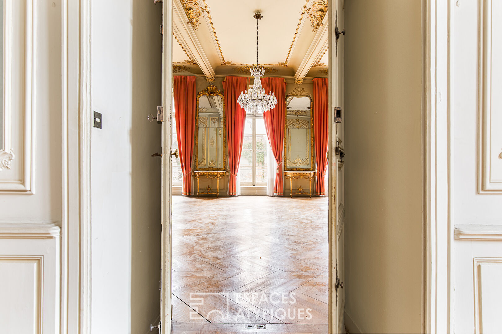 Appartement de réception à rénover aux Carmes