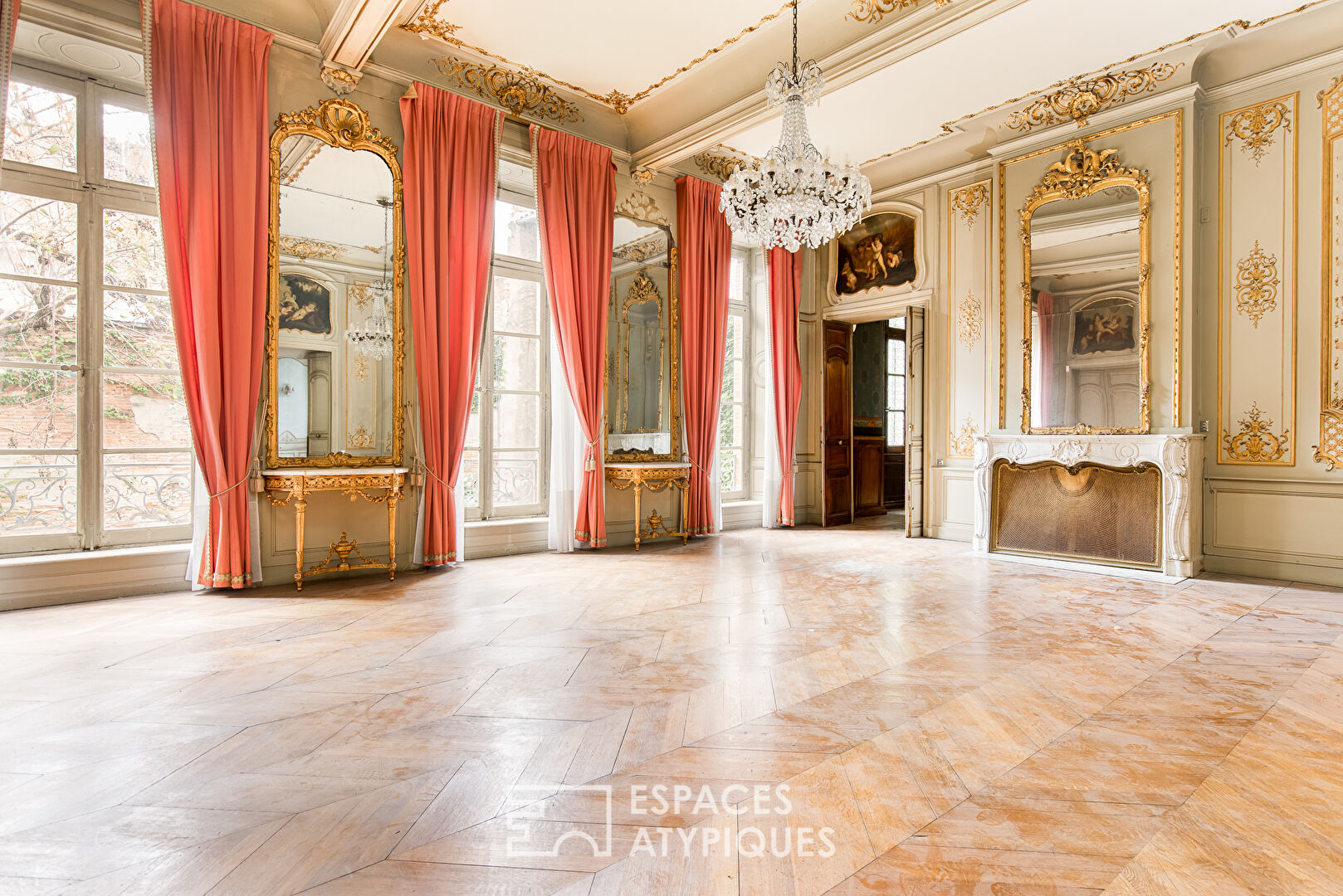 Appartement de réception à rénover aux Carmes