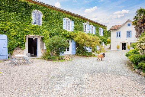 Maison de maître et dépendance à Villeneuve-de-Rivière