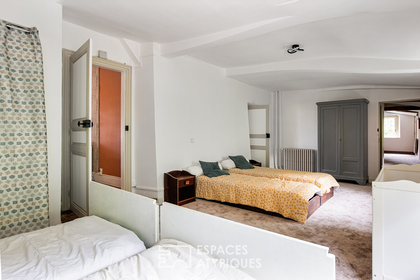 Maison de maître et dépendance à Villeneuve-de-Rivière