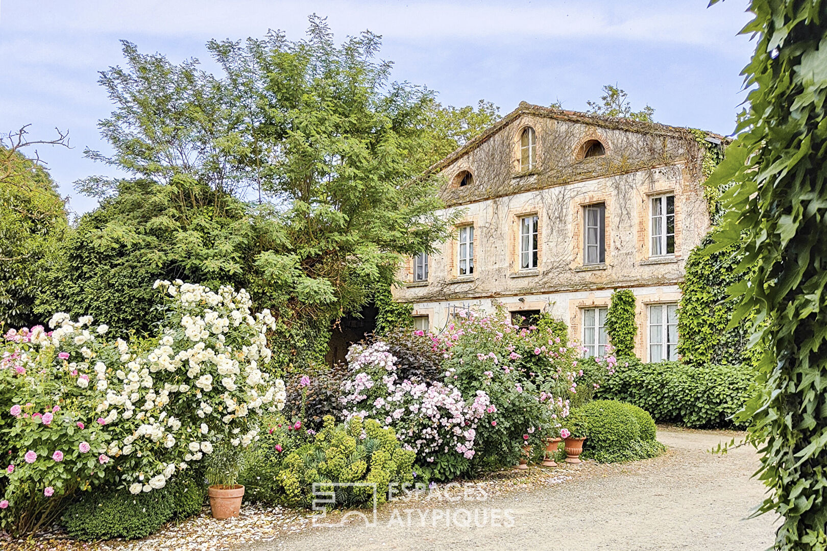 Propriété de charme avec installations équestres