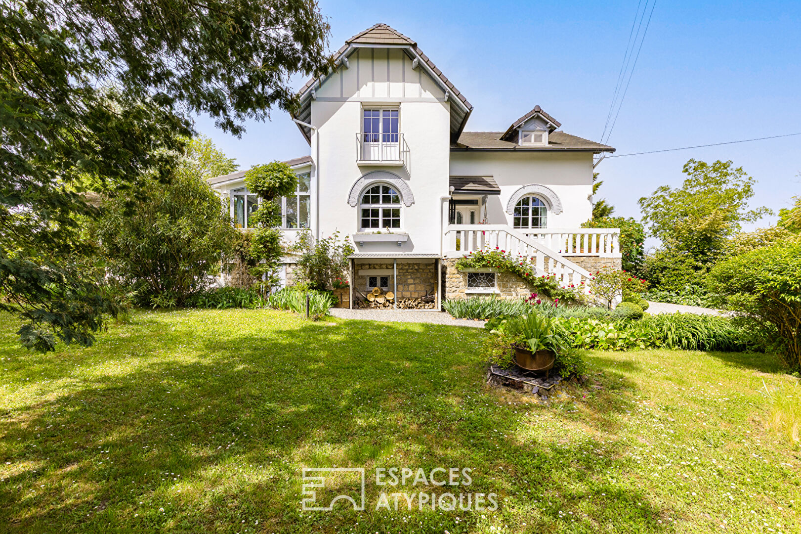 Villematier house 7 rooms 172 m2 (including 159.68m2 habitable)