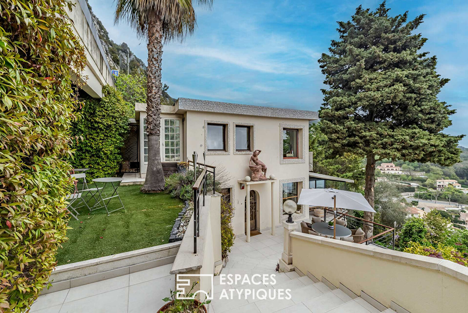 Maison avec vue panoramique et dépendance