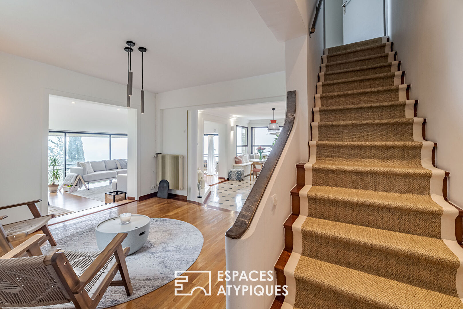 Maison avec vue panoramique et dépendance