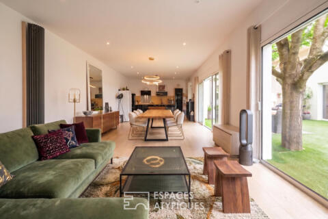 Maison des années 30 réhabilitée avec extension, patio et bassin – Dijon Bas Montchapet