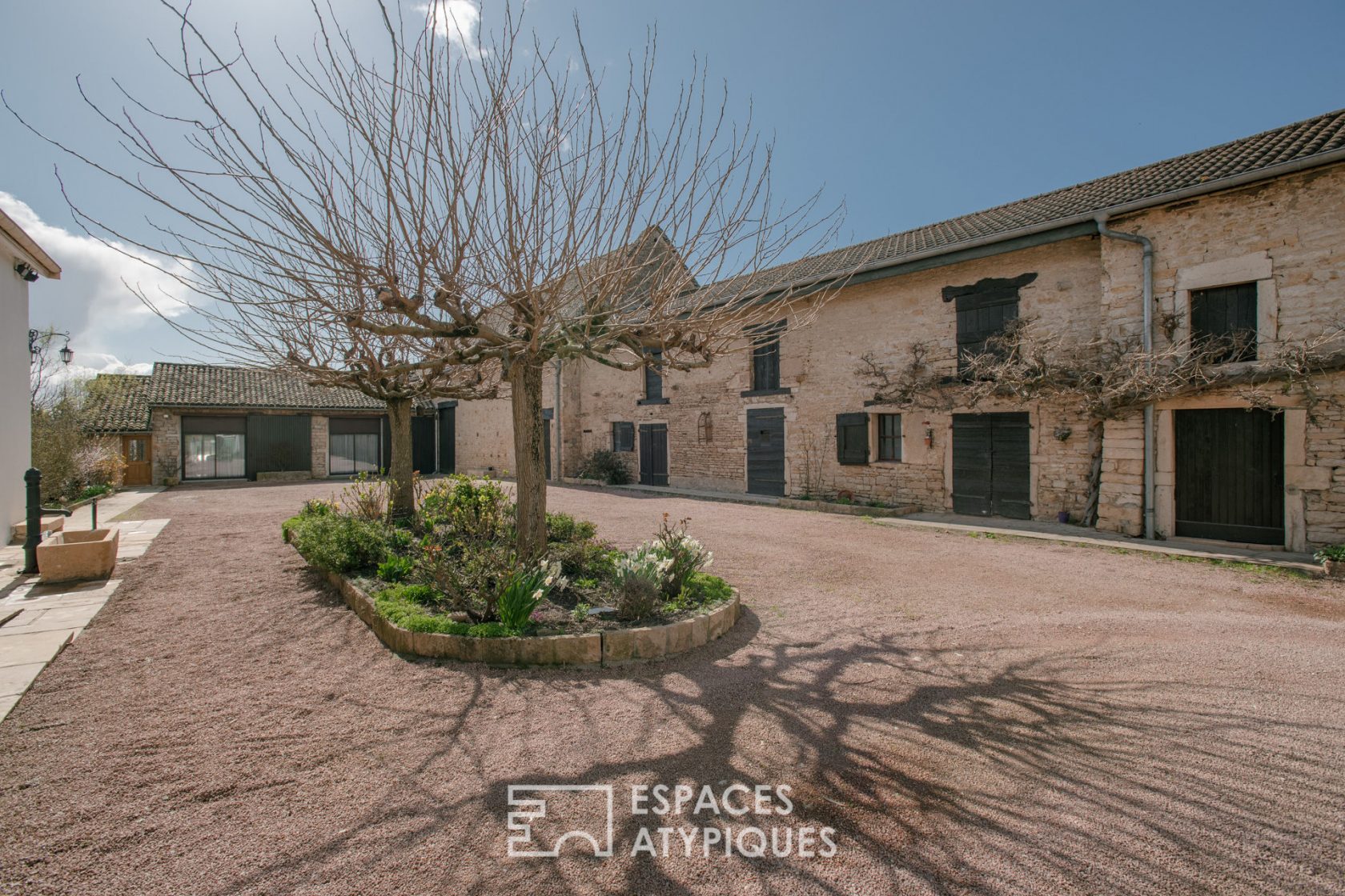 Former wine property of 320m2