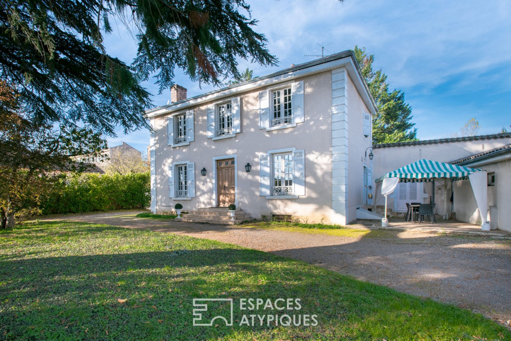 Mansion in the heart of Mâcon