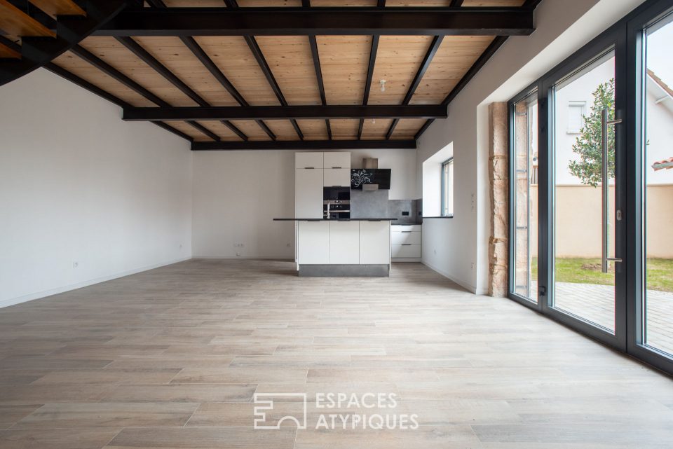 71850 CHARNAY LES MACON - Ancienne grange rénovée - Réf. 249EB