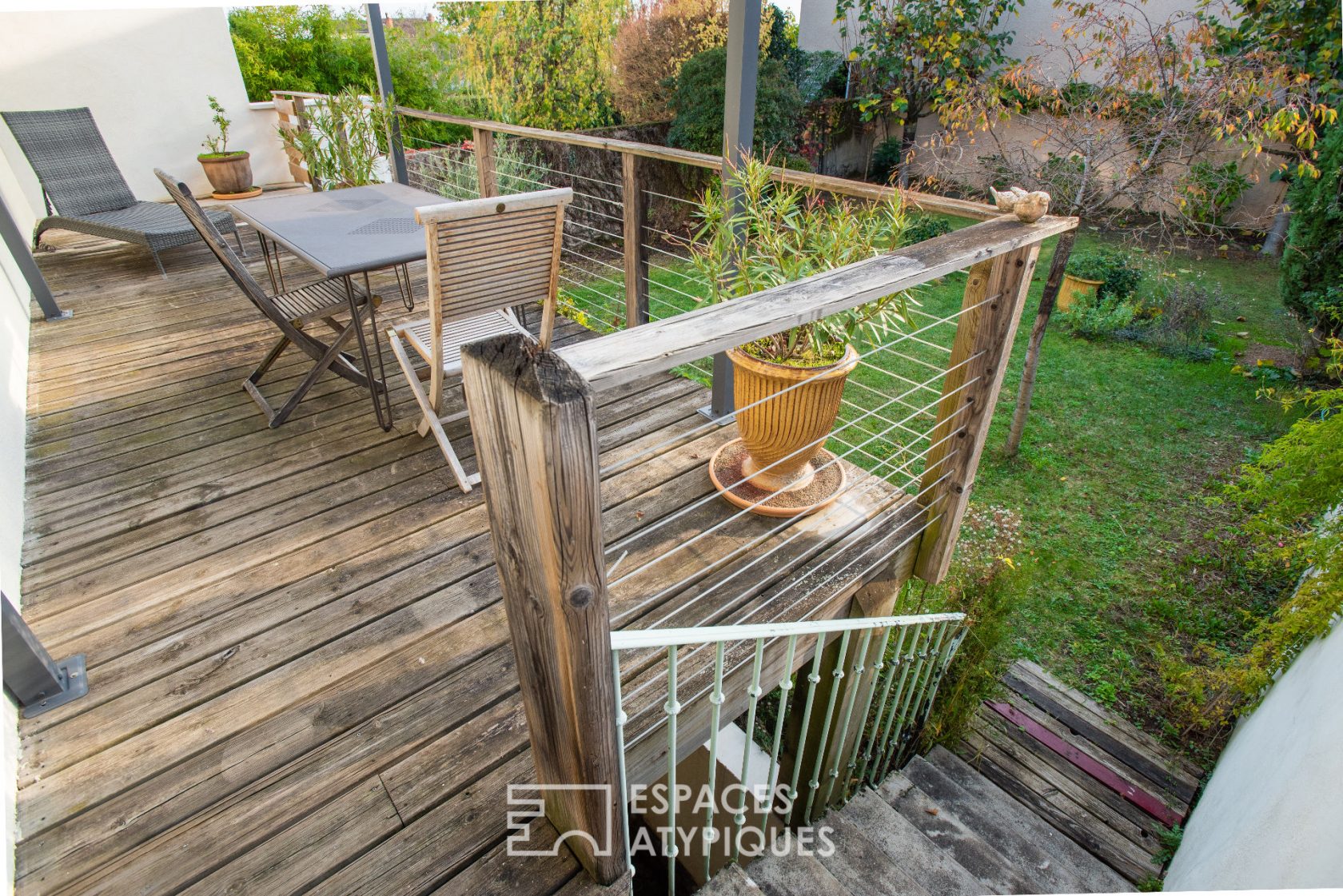 Large townhouse with its garden
