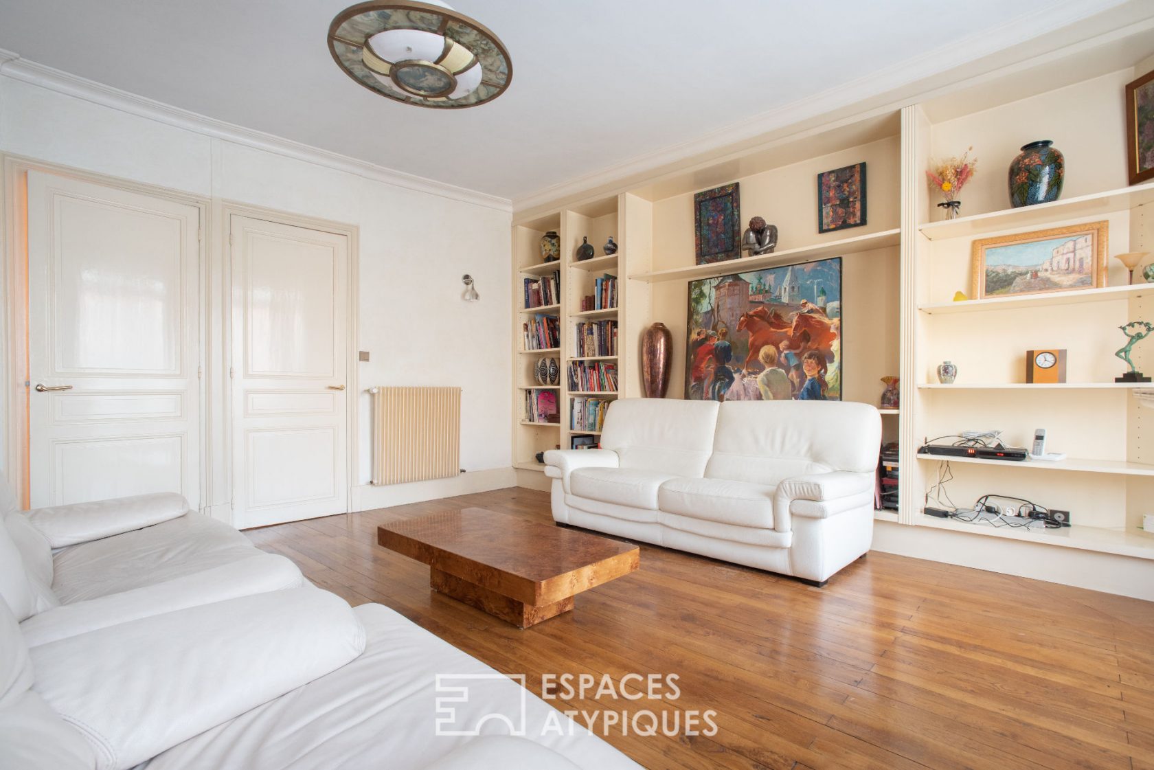 Large townhouse with its garden