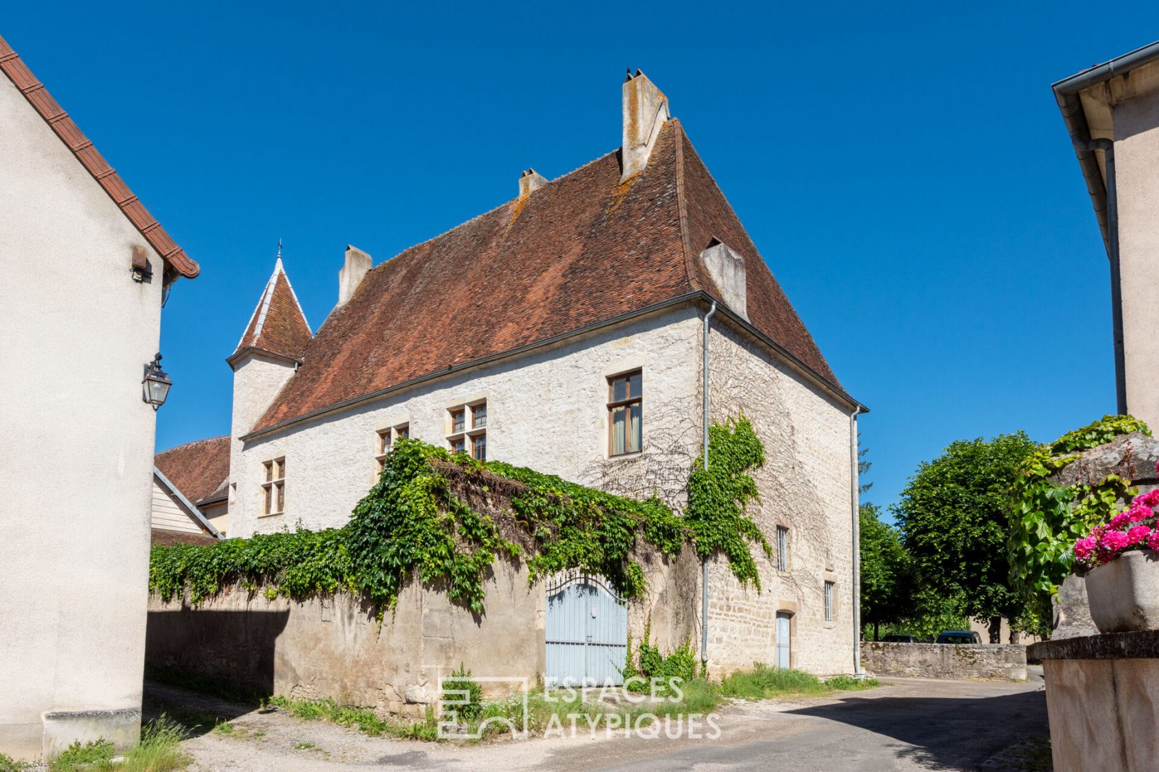 Former Priory between Besancon and Dijon