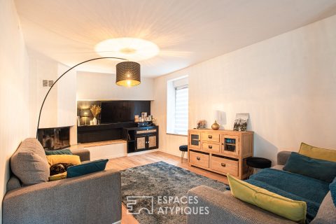Contemporary house with its 4800m2 park