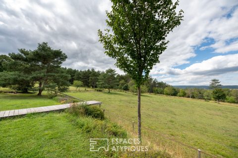 Maison dans un écrin de verdure