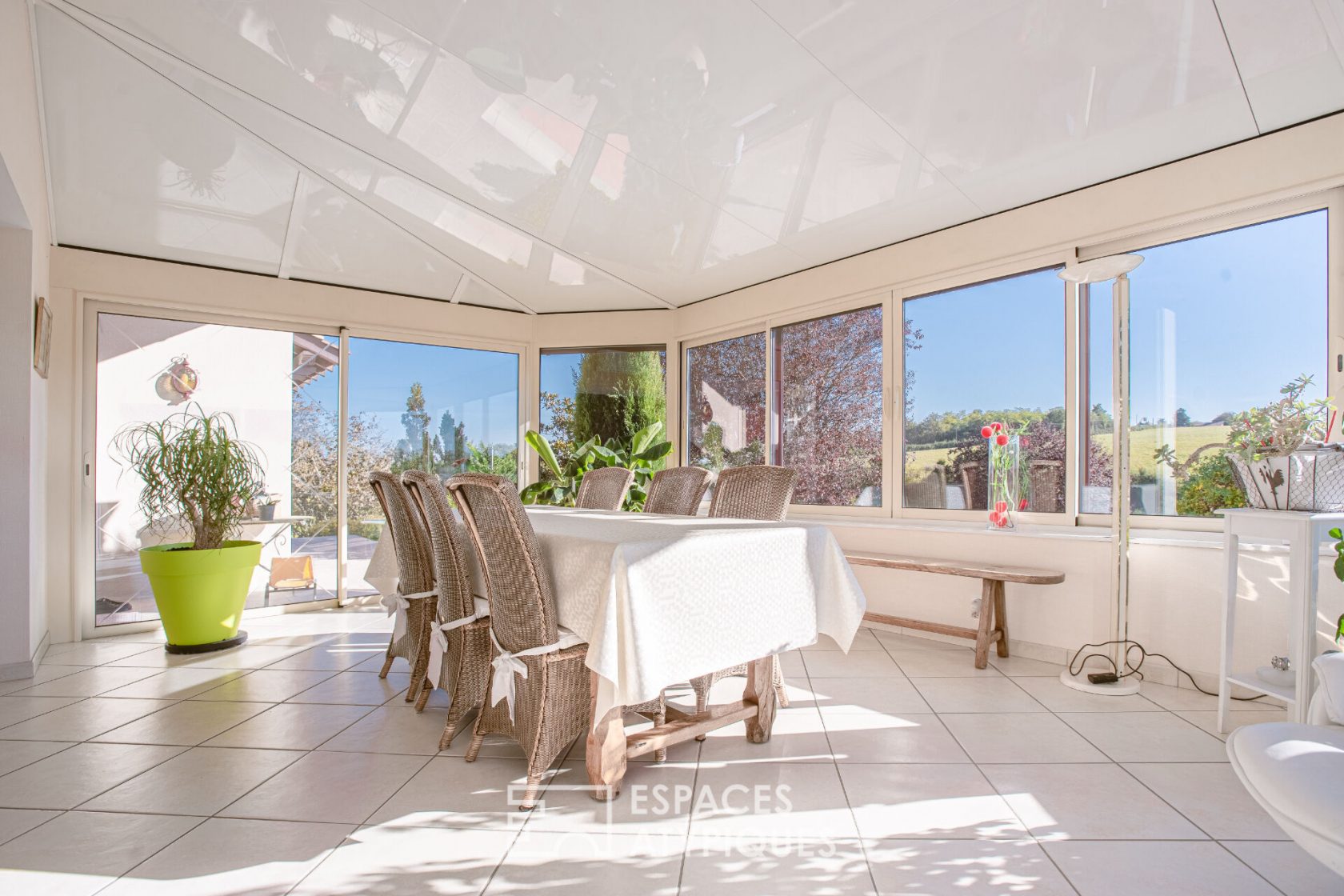 Villa with exceptional view