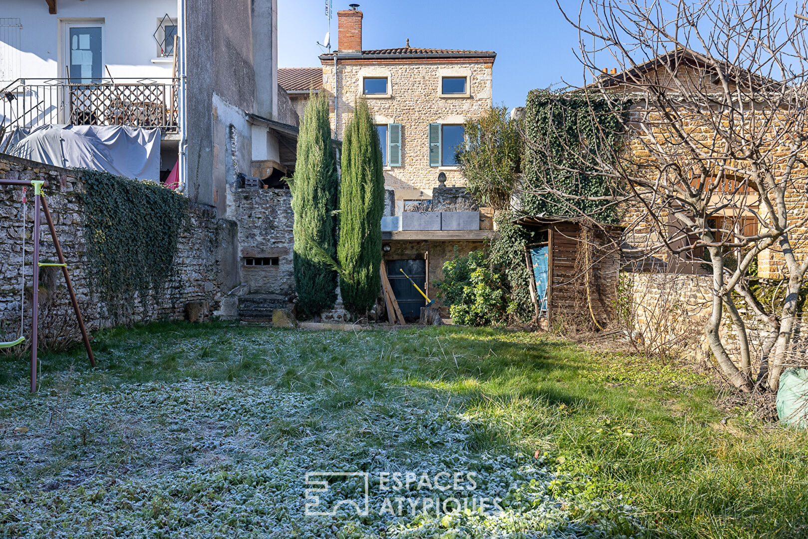 Atypical village house