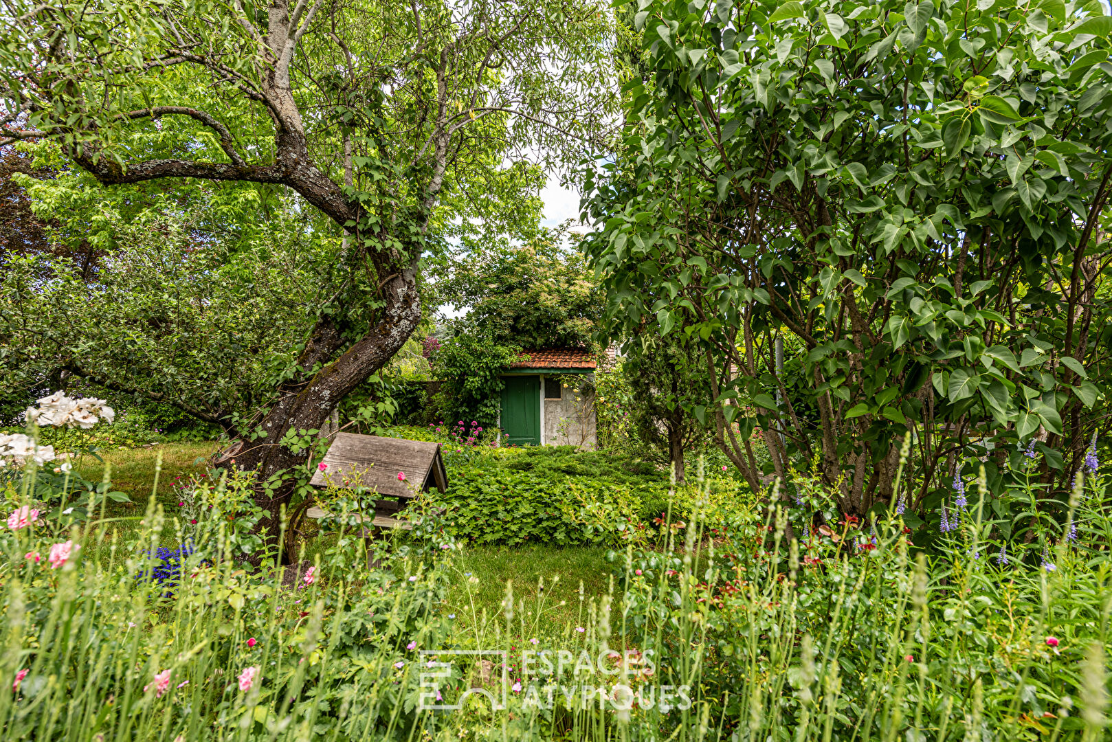 Maison d’architecte avec son jardin anglais