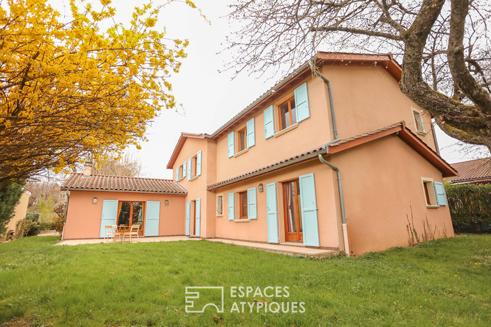 Maison familiale Bourgogne du Sud.