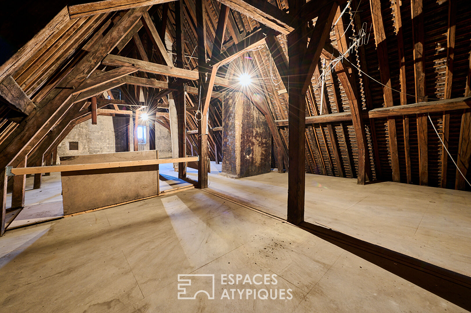 l’Hôtel Particulier chargé d’histoire au coeur de Dijon