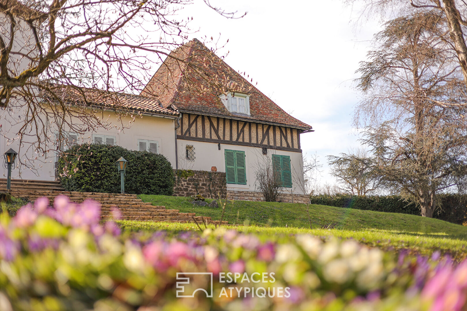 Ancien relais de diligence du 16ème siècle