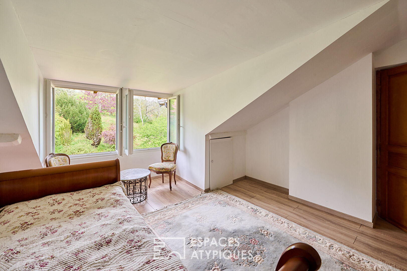 Renovated “Belle Epoque” villa
