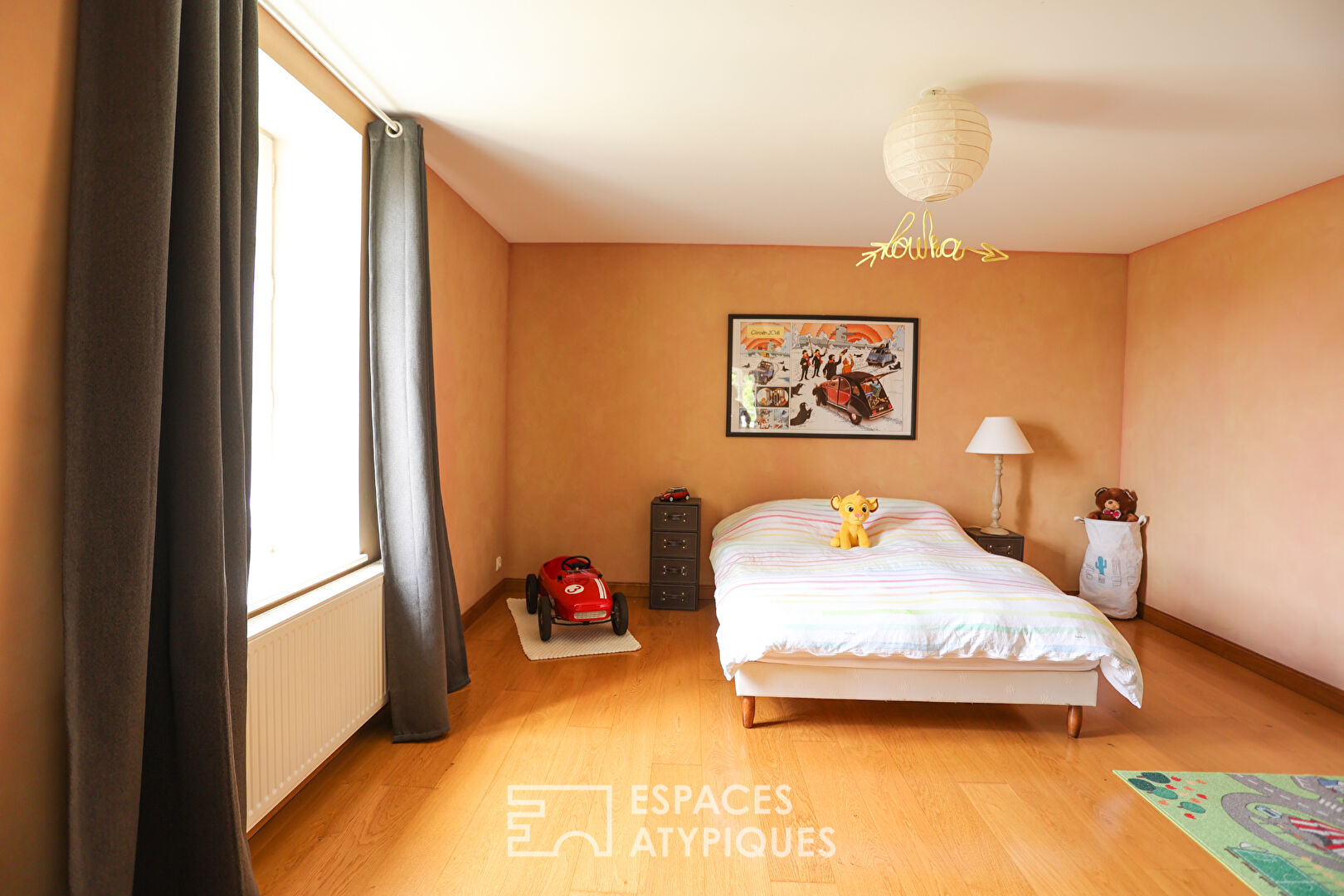 Elegant mansion close to all amenities