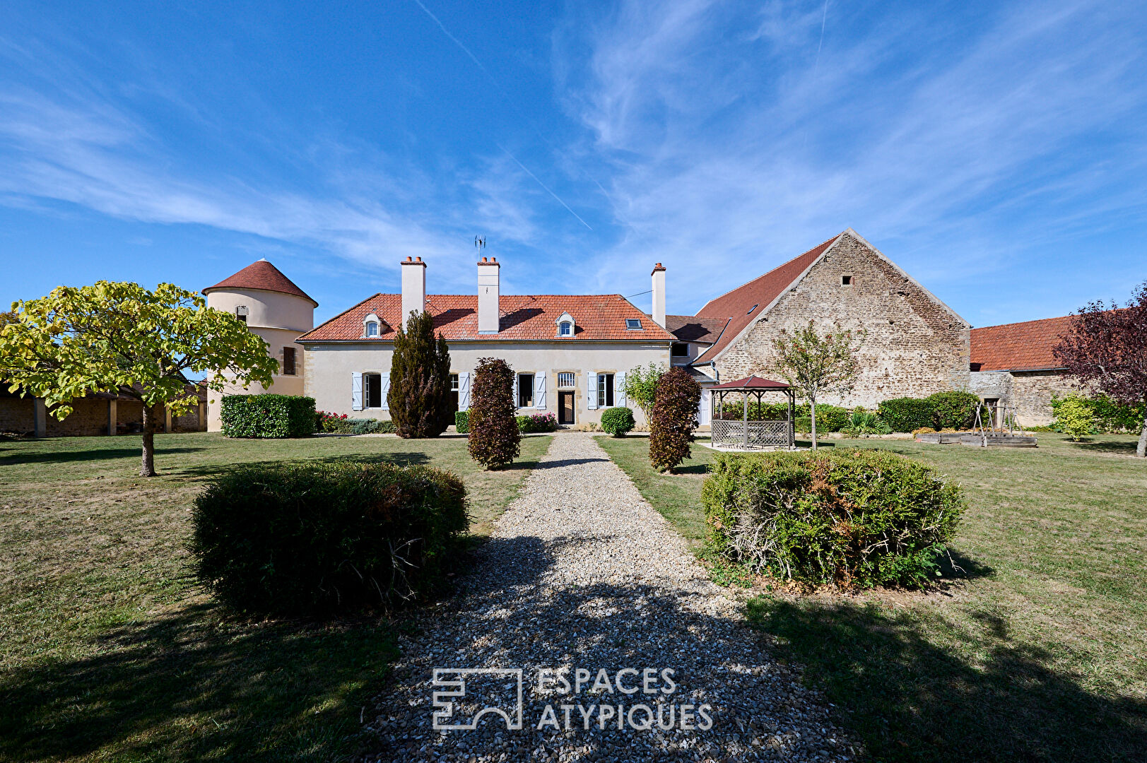 Ancienne ferme au charme authentique