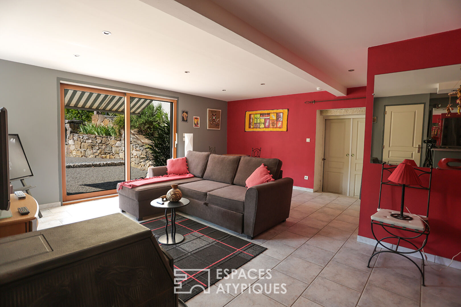 Maison familiale dans son écrin de verdure