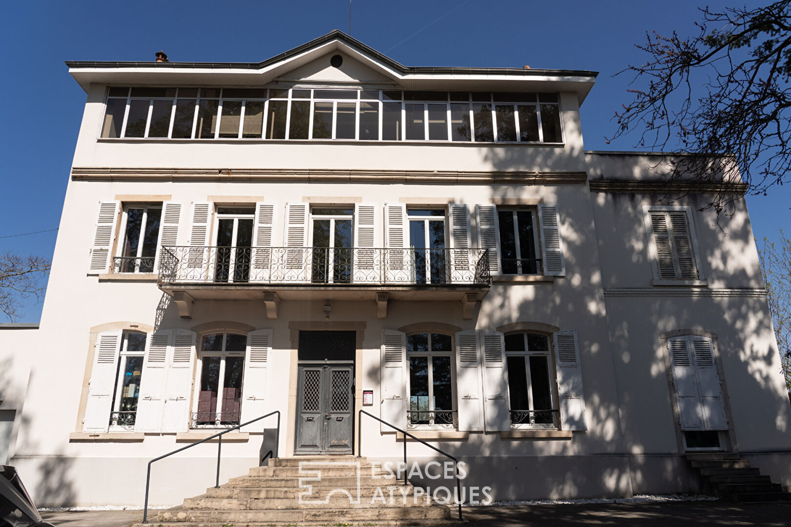 Timeless elegance in the heart of the city