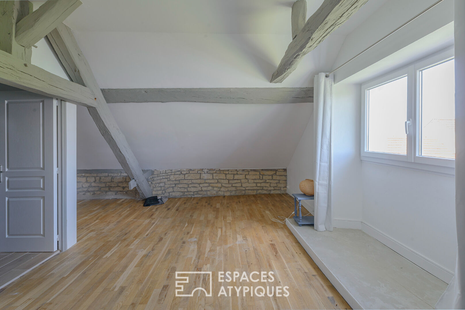Maison de charme rénovée au coeur de la campagne