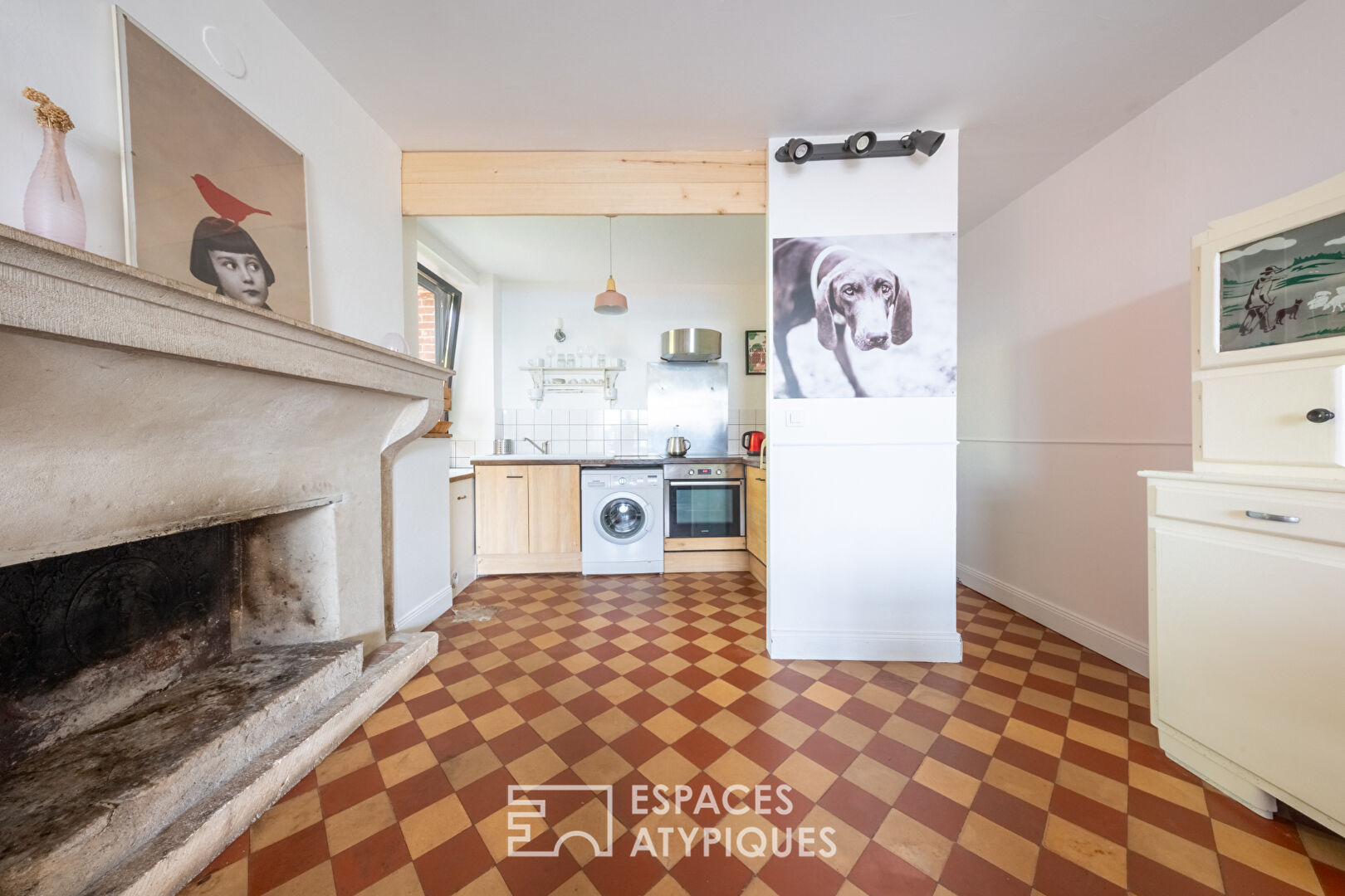 Maison rénovée dans l’Auxois avec gîtes, dépendances et vue panoramique