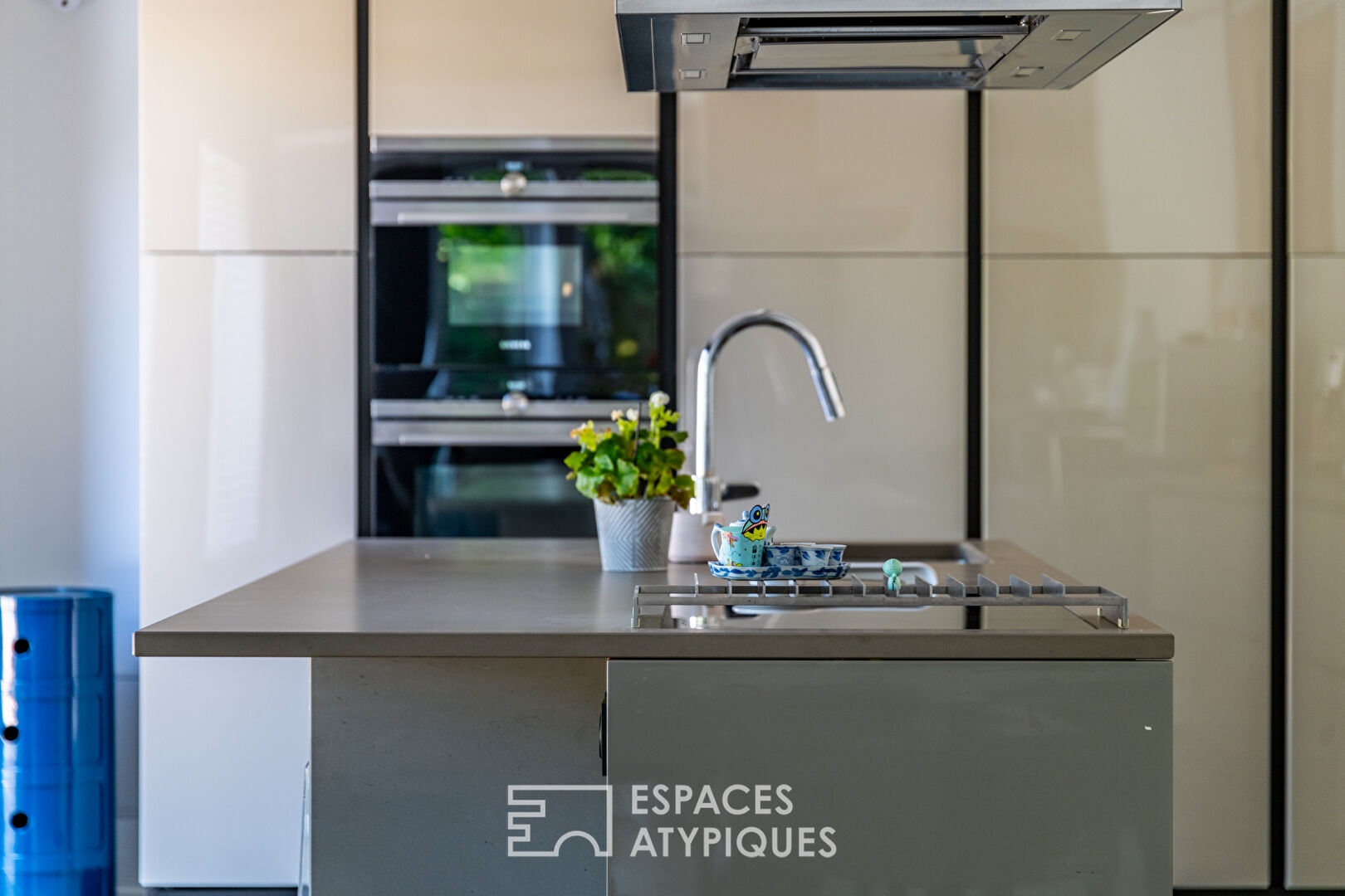 Appartement maison de plain pied avec piscine