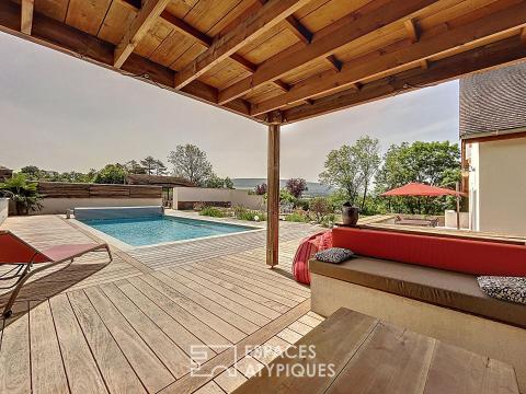 Maison avec piscine et vue exceptionnelle