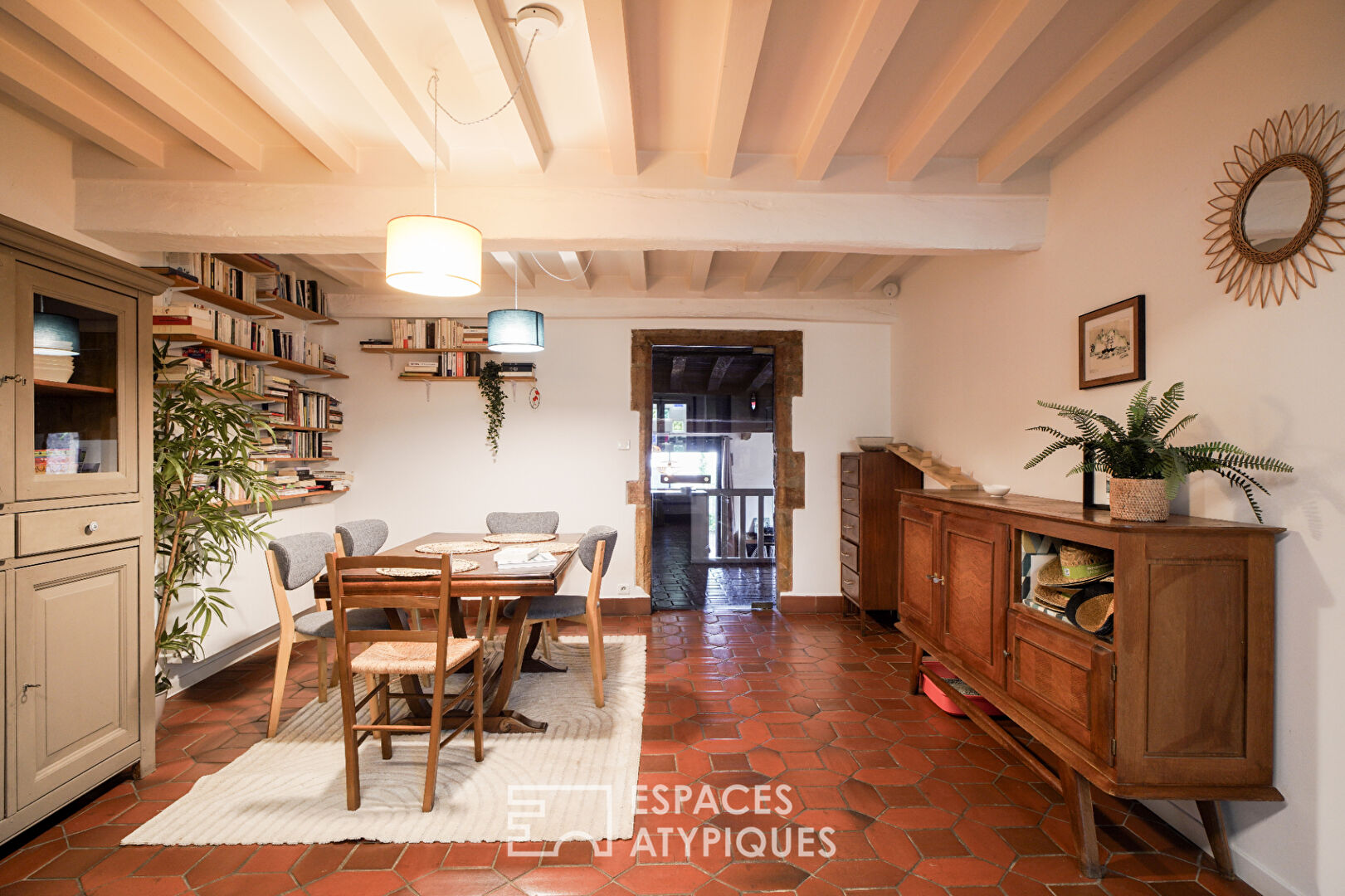 Maison au charme authentique avec piscine
