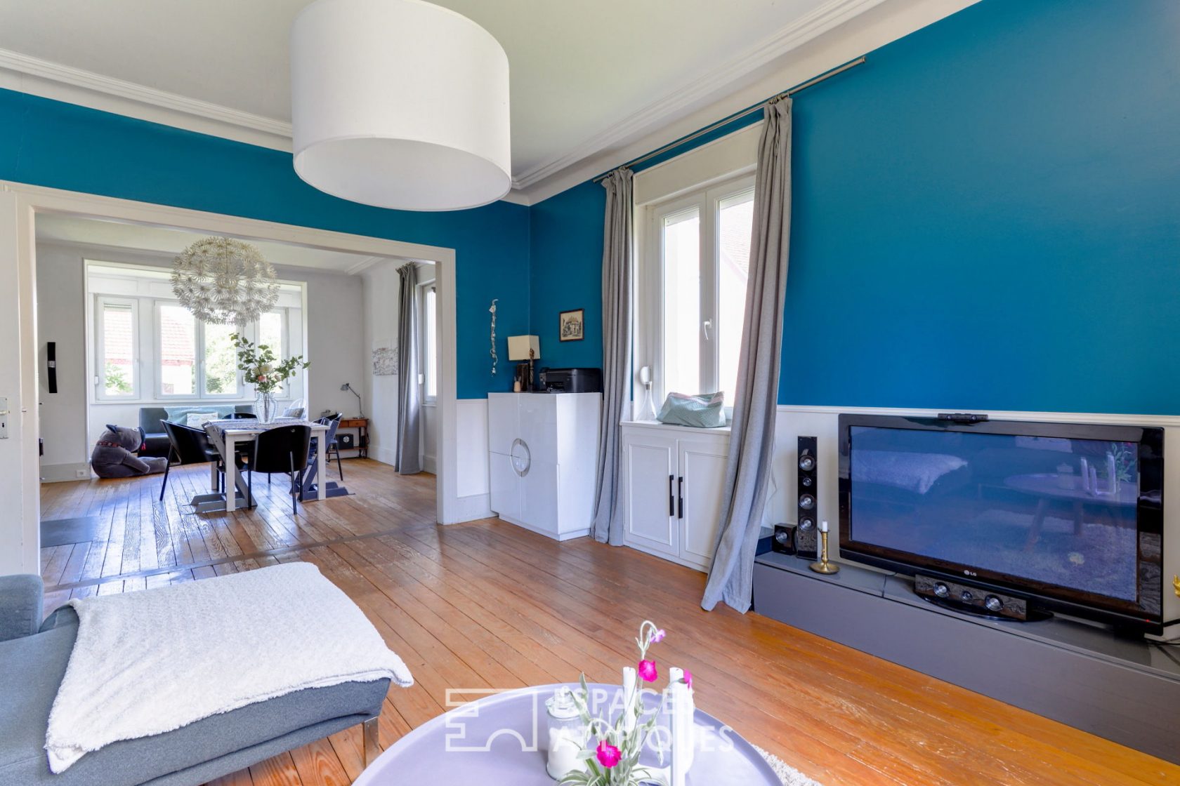 1920’s bourgeois house