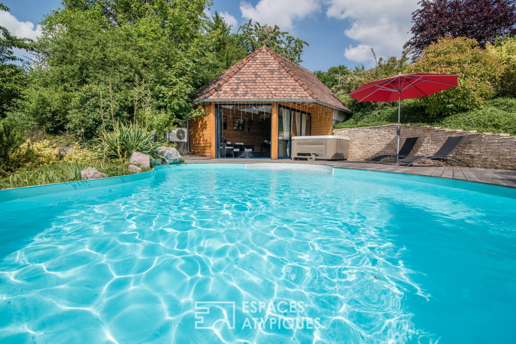 Maison d’architecte et son jardin paysager