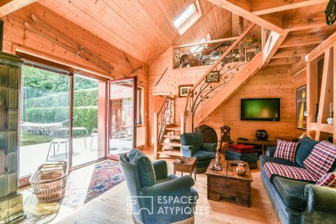 Chalet contemporain dans son cocon de verdure