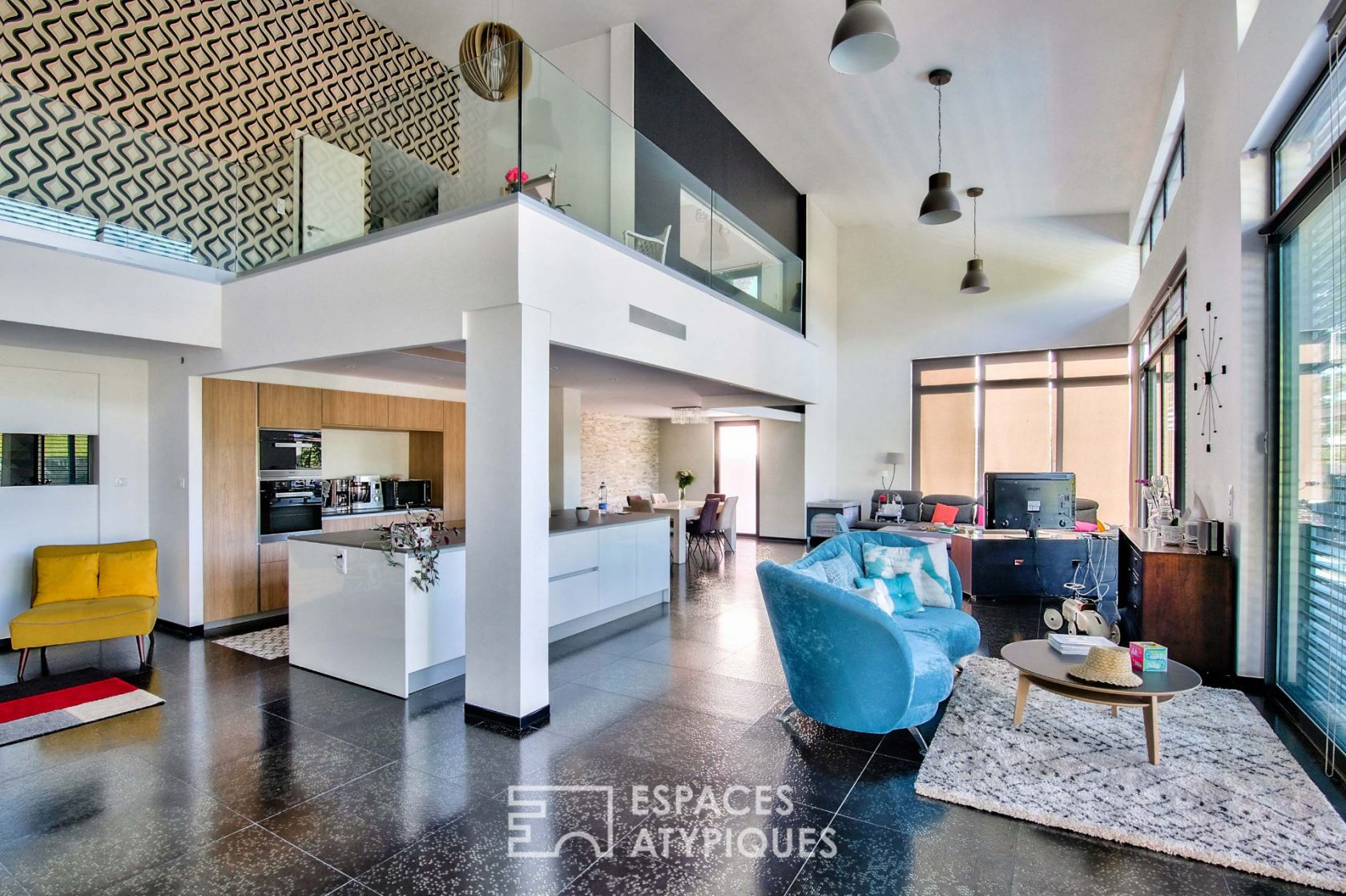 Villa contemporaine avec piscine