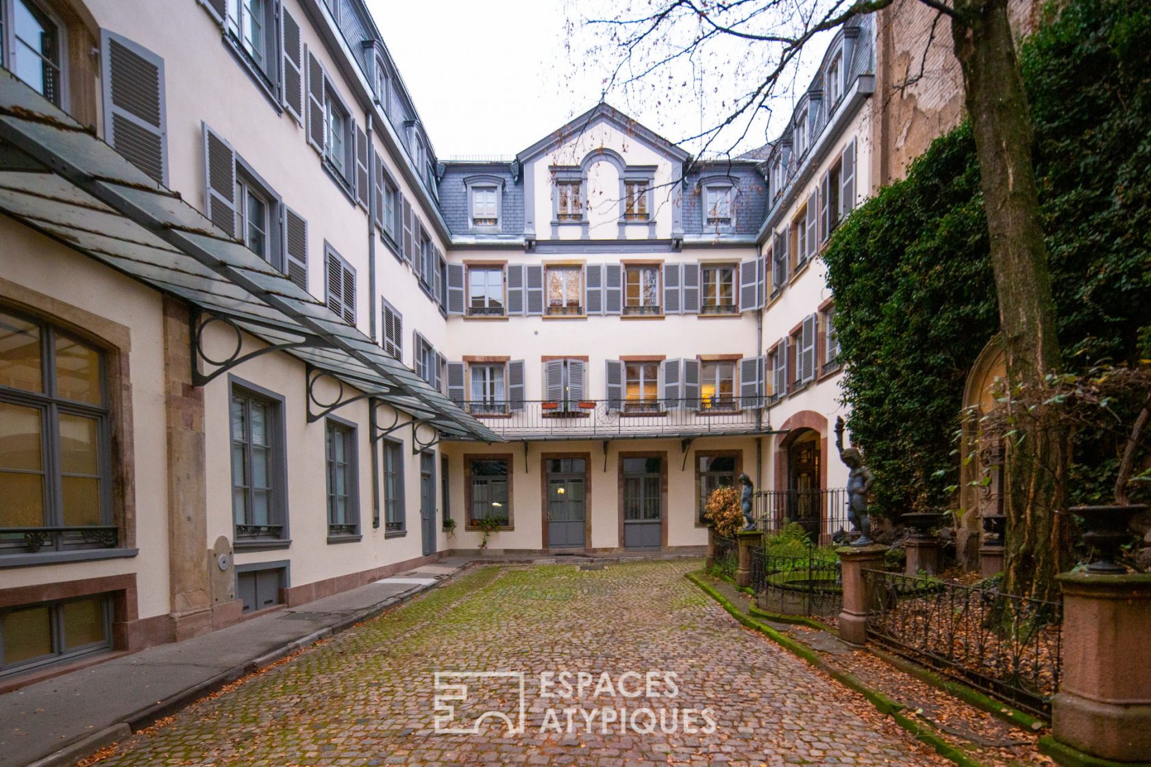 Appartement sur cour dans le centre historique