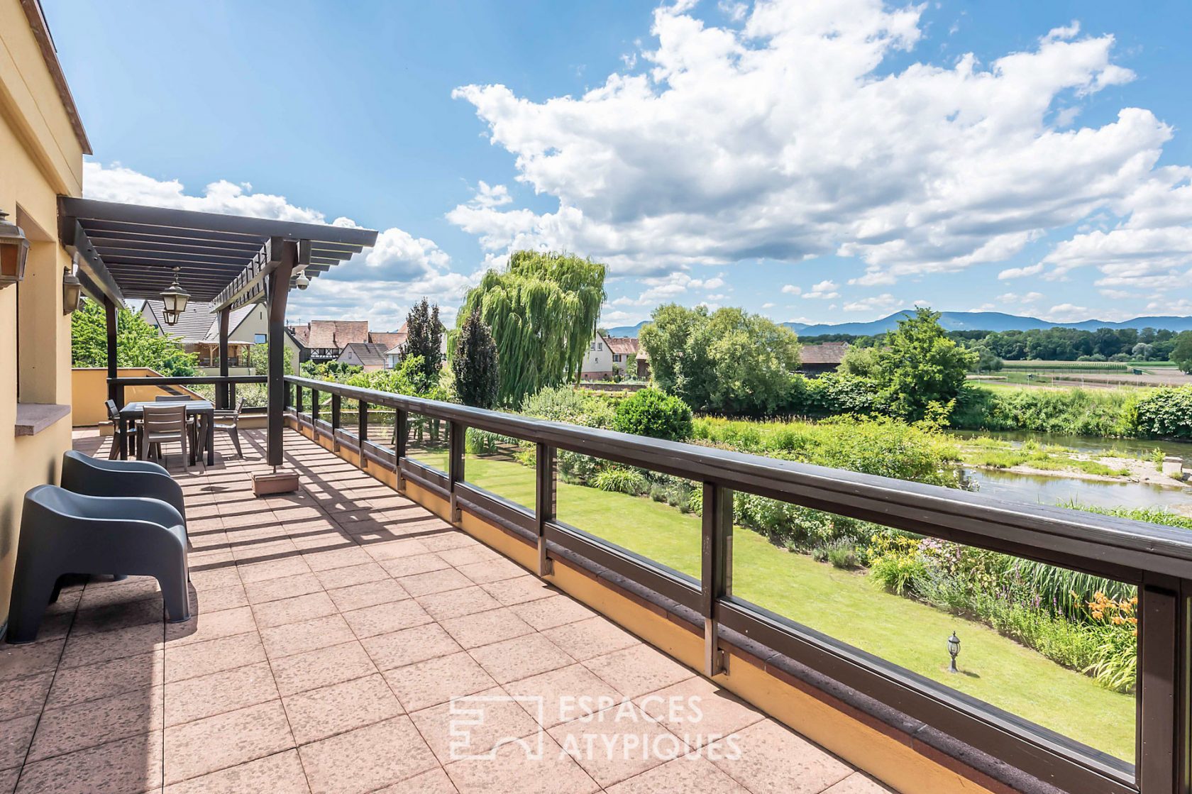 Villa de standing sur les bords de l’Ill