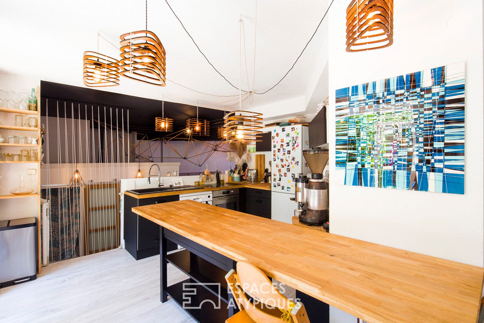 Loft in Krutenau neighborhood and its wooded terrace