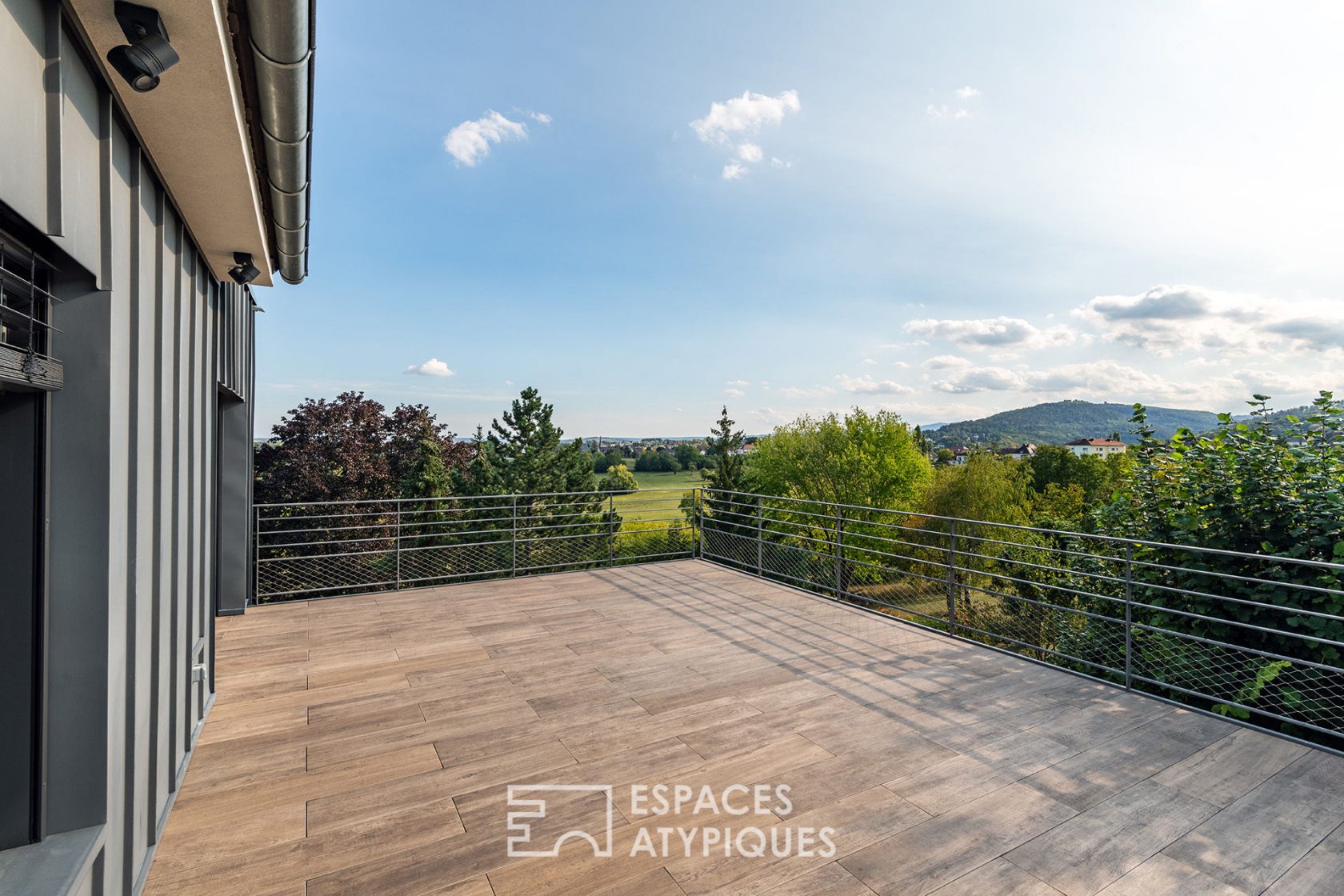 Contemporary renovation with exceptional views