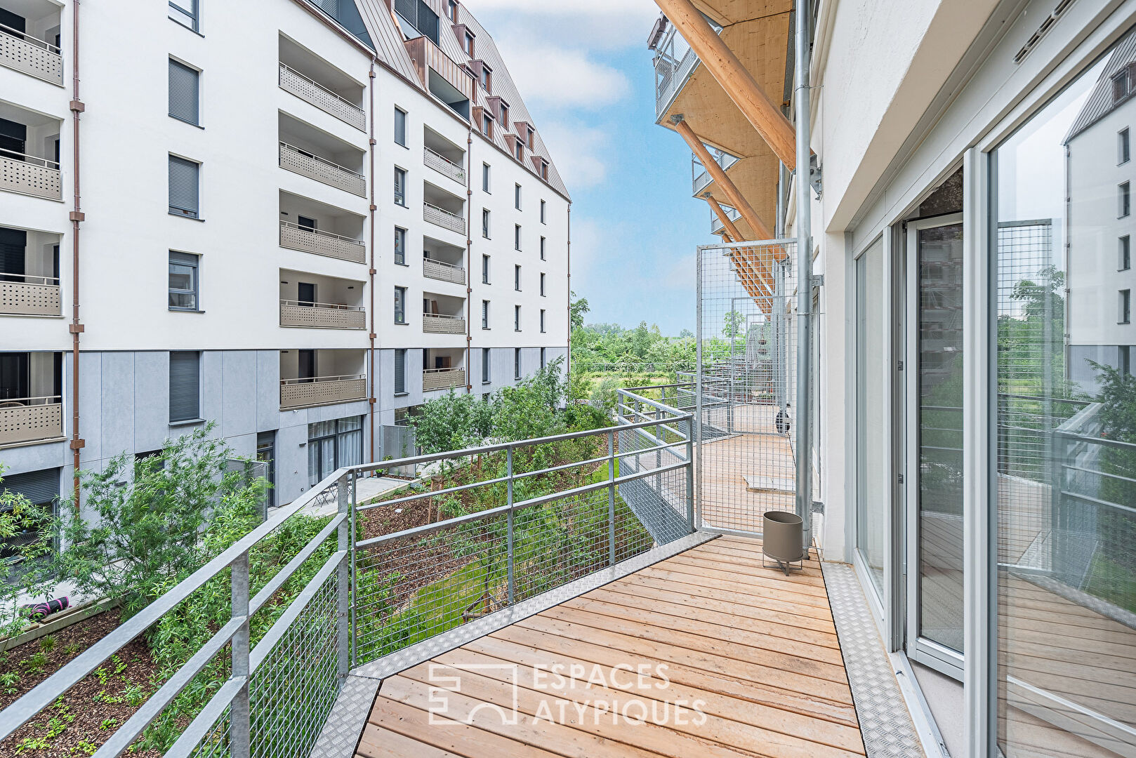 Duplex et sa terrasse au coeur des Deux Rives
