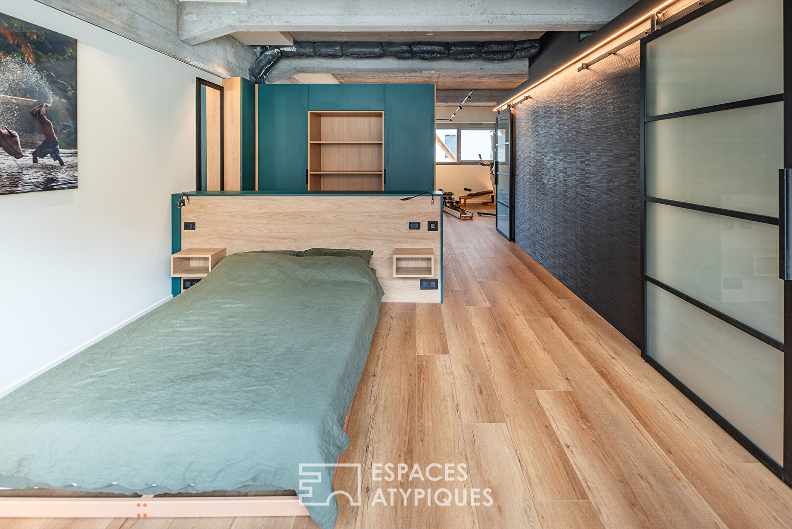 Loft en duplex quartier Coop