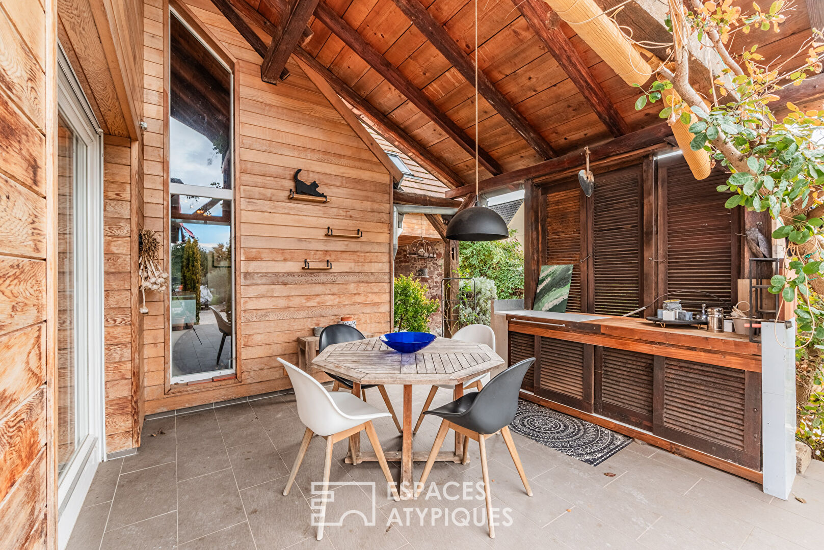 Renovated former cowshed with swimming pool and garden