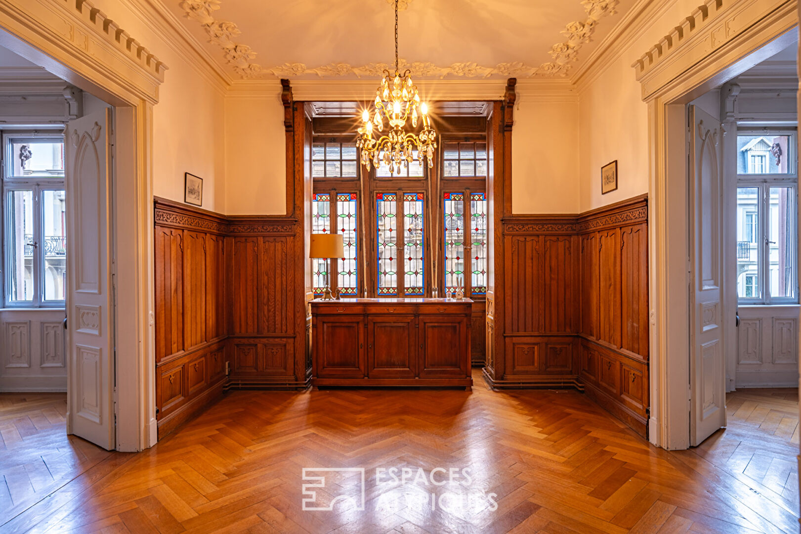 Character flat in the heart of the Neustadt