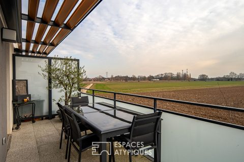 Contemporary flat with terrace and uninterrupted views