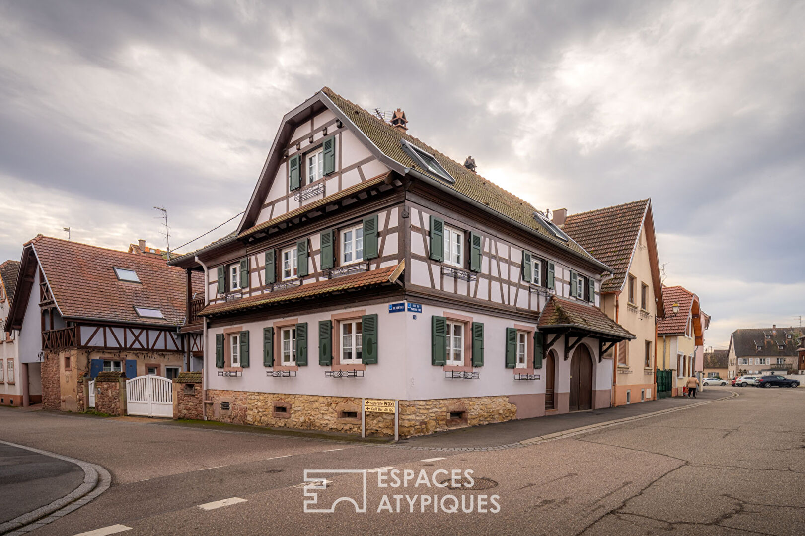 Authentique maison à colombages en coeur de village