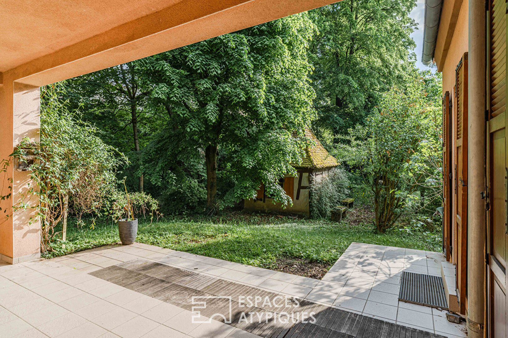 Family home to be reinvented in its green setting