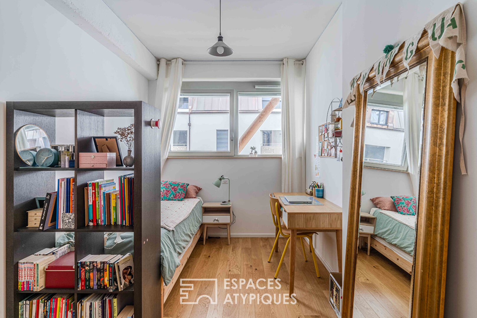 Loft en duplex meublé quartier Coop