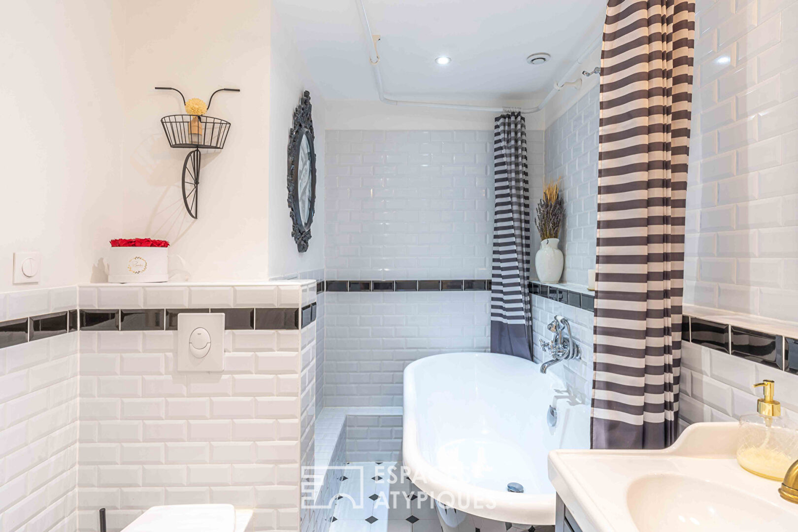 Renovated flat in the heart of the historic centre